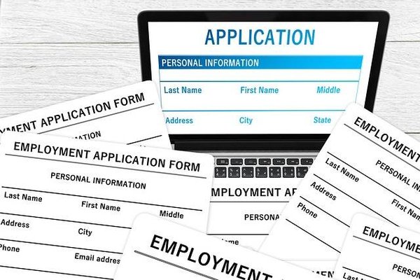Comment trouver un emploi ou une mission dans le milieu associatif après une formation ?